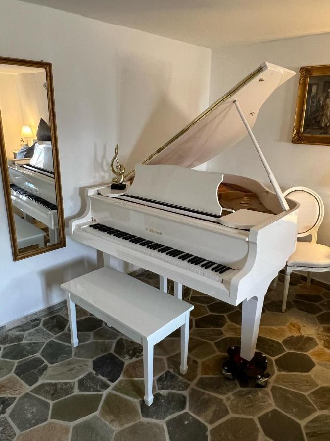 Schloss Grabow, Resting Place & A Luxury Piano Collection Resort, Prignitz Brandenburg Grabow  Extérieur photo