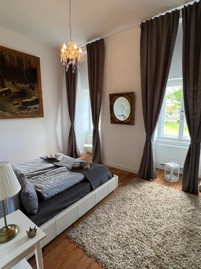 Schloss Grabow, Resting Place & A Luxury Piano Collection Resort, Prignitz Brandenburg Grabow  Extérieur photo