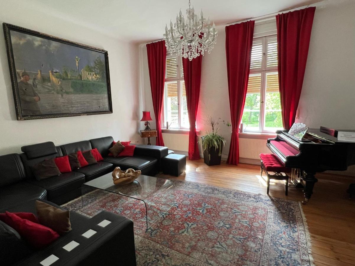Schloss Grabow, Resting Place & A Luxury Piano Collection Resort, Prignitz Brandenburg Grabow  Extérieur photo