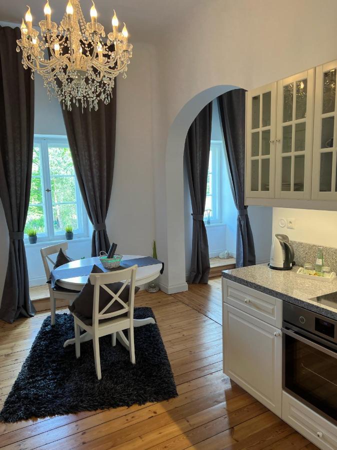 Schloss Grabow, Resting Place & A Luxury Piano Collection Resort, Prignitz Brandenburg Grabow  Extérieur photo